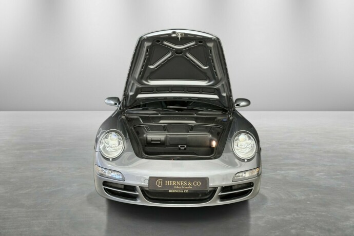 porsche-911-bensin-2006-big-4