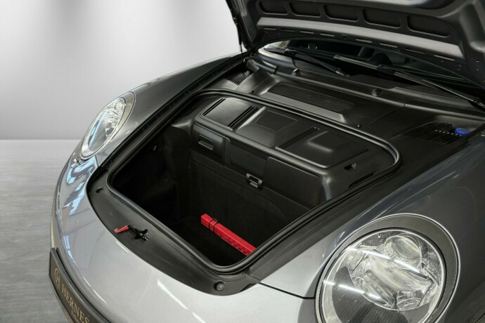 porsche-911-bensin-2006-big-3