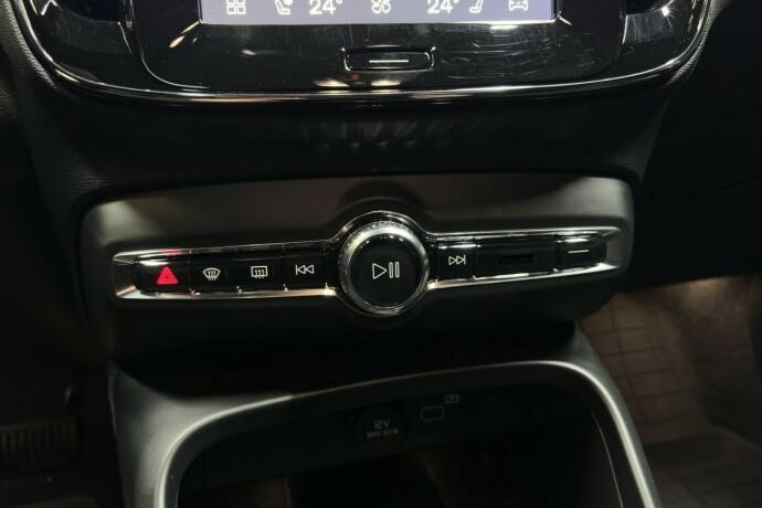 volvo-ex40-elektrisitet-2026-big-24