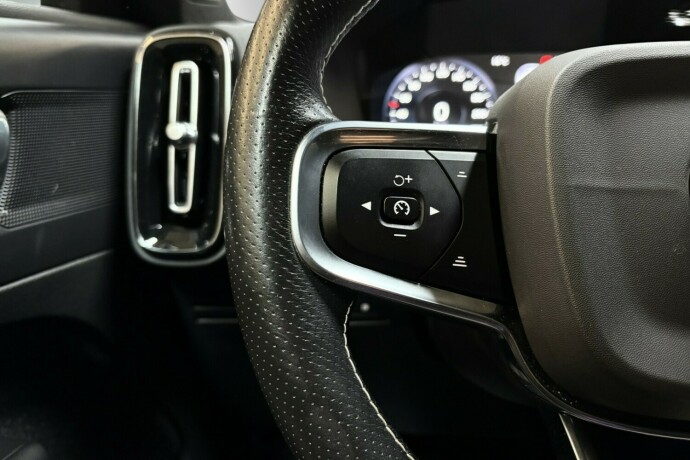 volvo-xc-40-plug-in-petrol-2020-big-21