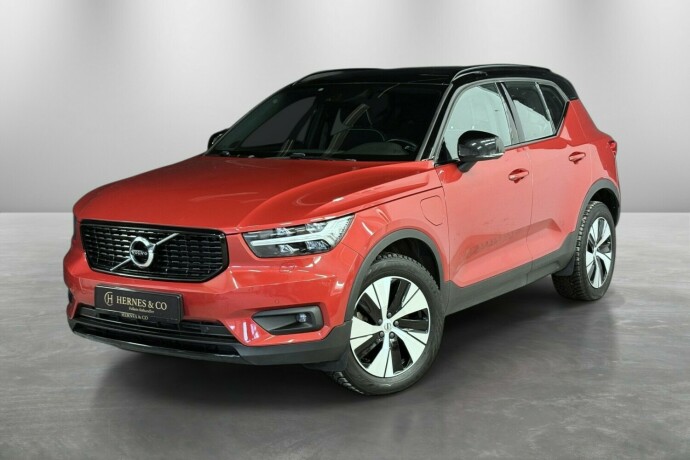 volvo-xc-40-plug-in-petrol-2020-big-0