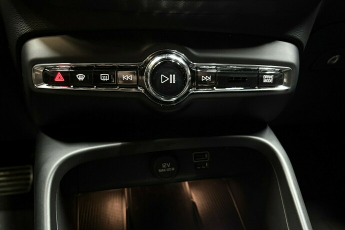 volvo-xc-40-plug-in-petrol-2020-big-32