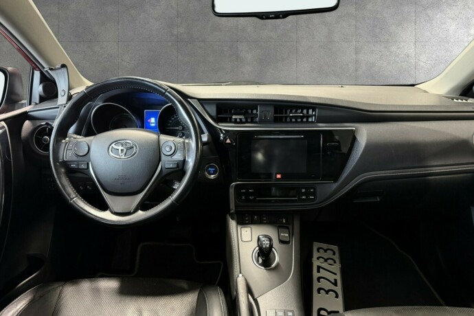 toyota-auris-elektrisitetbensin-2017-big-10