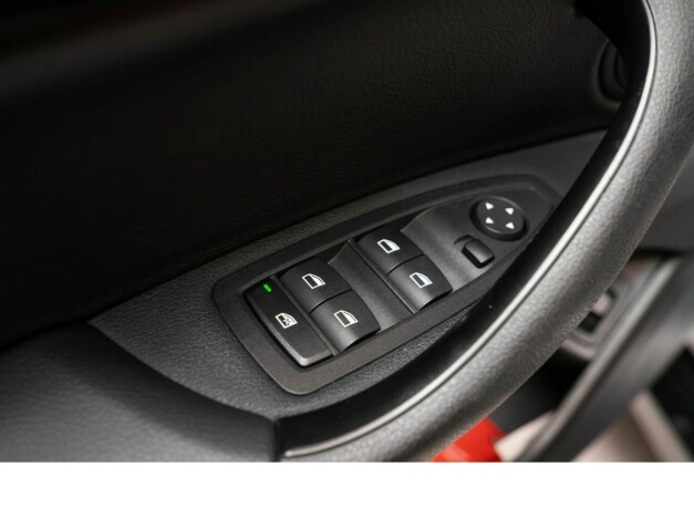 bmw-x2-elektrisitetbensin-2021-big-25