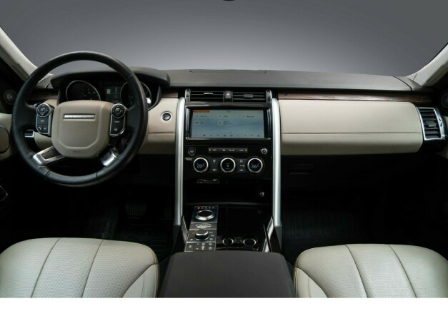 land-rover-discovery-bensin-2017-big-10