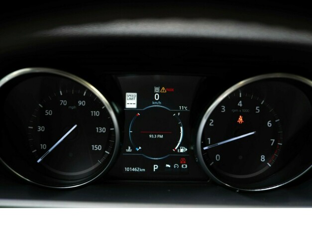 land-rover-discovery-bensin-2017-big-12