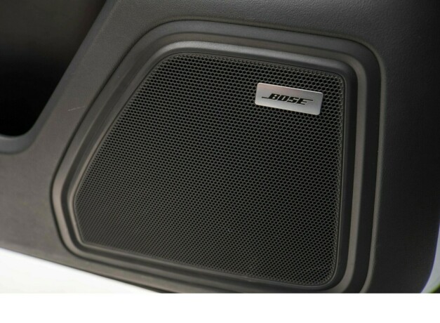 porsche-macan-bensin-2016-big-35