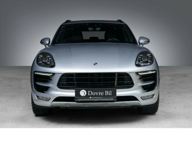 porsche-macan-bensin-2016-big-5