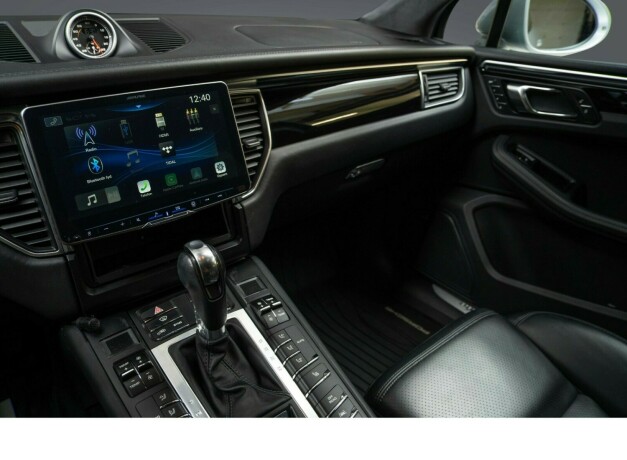 porsche-macan-bensin-2016-big-19