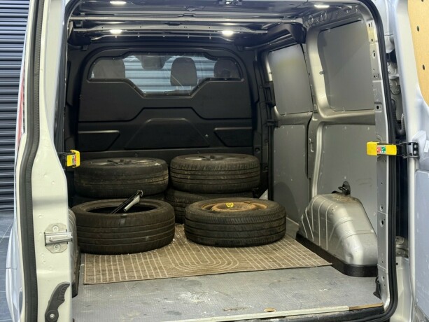 ford-transit-custom-diesel-2018-big-29