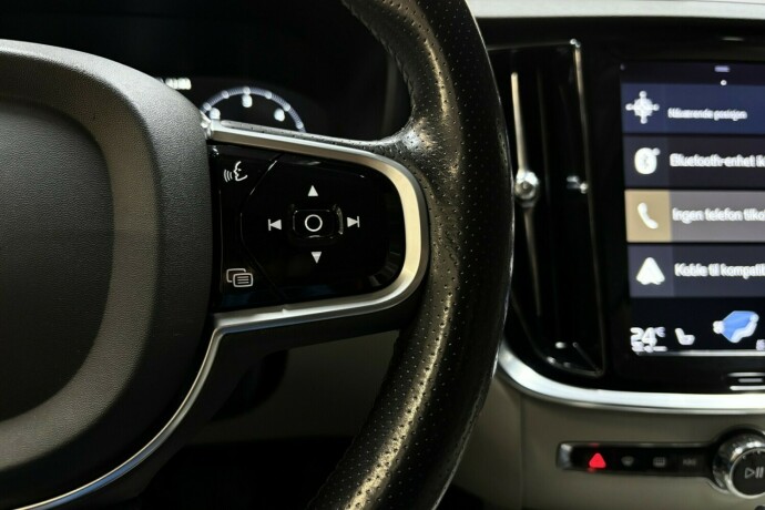 volvo-v60-diesel-2019-big-16