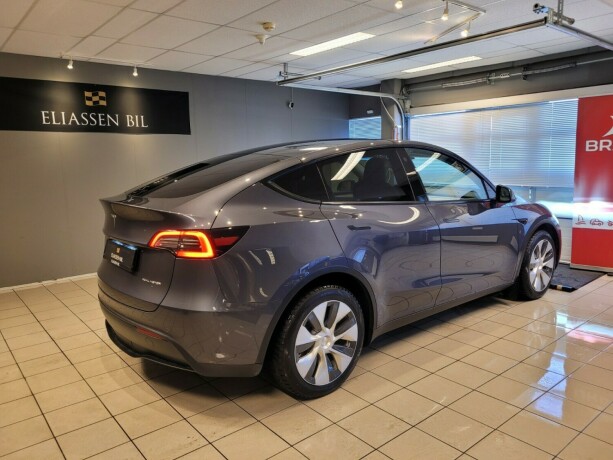 tesla-model-y-elektrisitet-2021-big-4