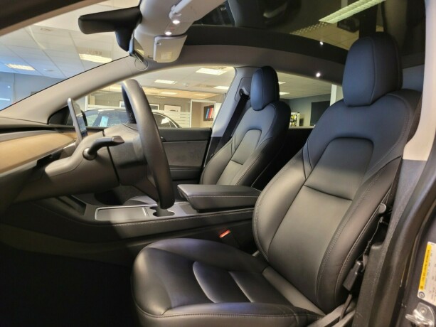 tesla-model-y-elektrisitet-2021-big-24