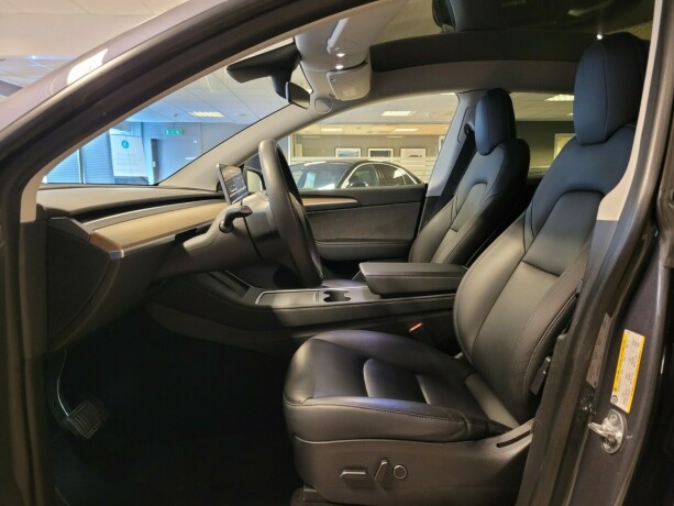 tesla-model-y-elektrisitet-2021-big-23