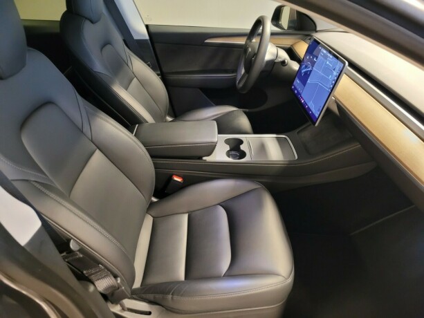 tesla-model-y-elektrisitet-2021-big-16