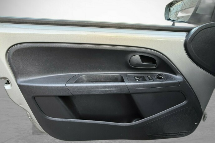 volkswagen-up-elektrisitet-2021-big-10