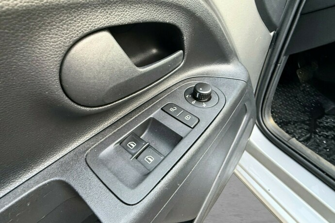 volkswagen-up-elektrisitet-2021-big-11