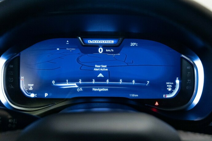 ram-1500-bensin-2025-big-17