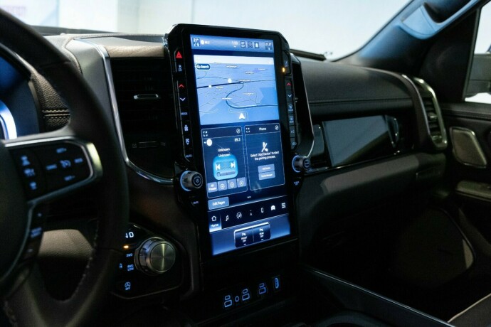 ram-1500-bensin-2025-big-10