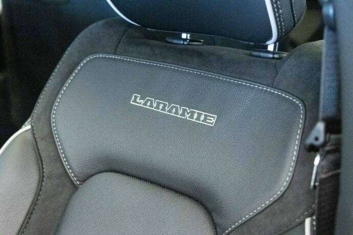 ram-1500-bensin-2025-big-8