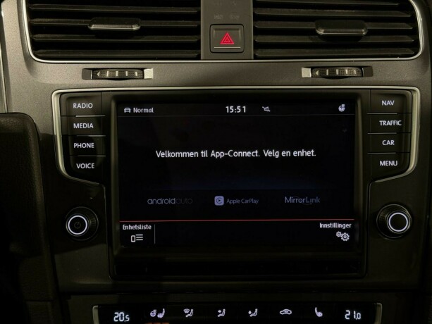 volkswagen-golf-diesel-2015-big-25