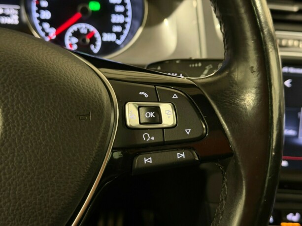 volkswagen-golf-diesel-2015-big-18