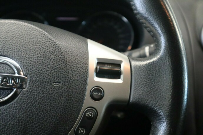 nissan-qashqai-bensin-2013-big-19