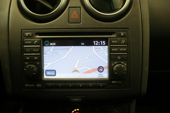 nissan-qashqai-bensin-2013-big-21