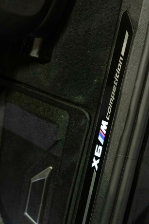 bmw-x6-m-bensin-2021-big-33