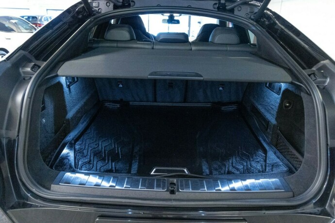 bmw-x6-m-bensin-2021-big-10