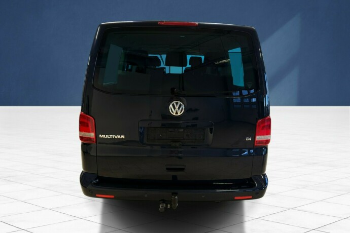 volkswagen-multivan-diesel-2011-big-4