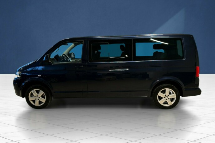 volkswagen-multivan-diesel-2011-big-6