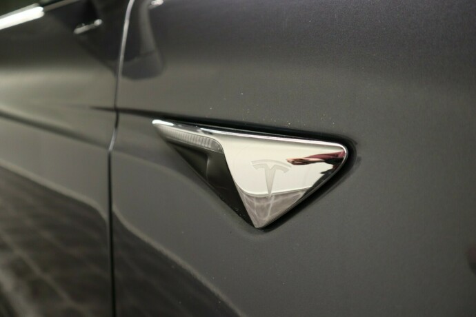 tesla-model-x-elektrisitet-2018-big-37