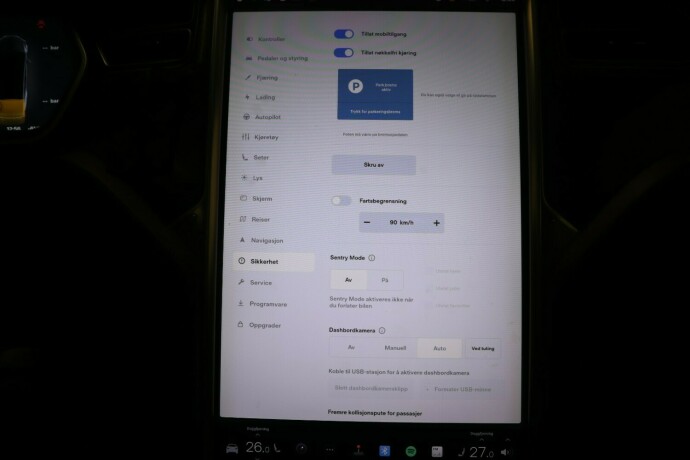 tesla-model-x-elektrisitet-2018-big-45