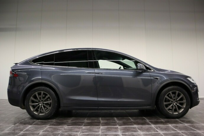 tesla-model-x-elektrisitet-2018-big-8