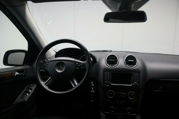 mercedes-benz-gl-diesel-2008-big-22