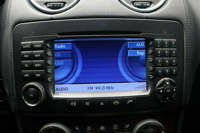 mercedes-benz-gl-diesel-2008-big-29