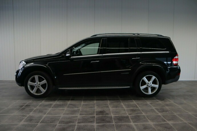mercedes-benz-gl-diesel-2008-big-3