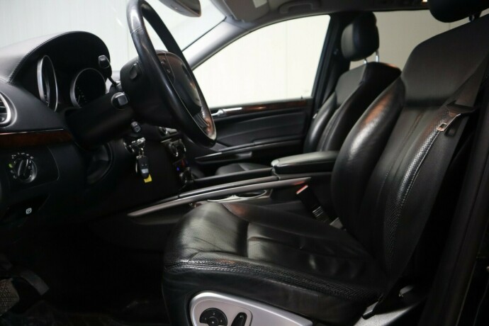 mercedes-benz-gl-diesel-2008-big-11