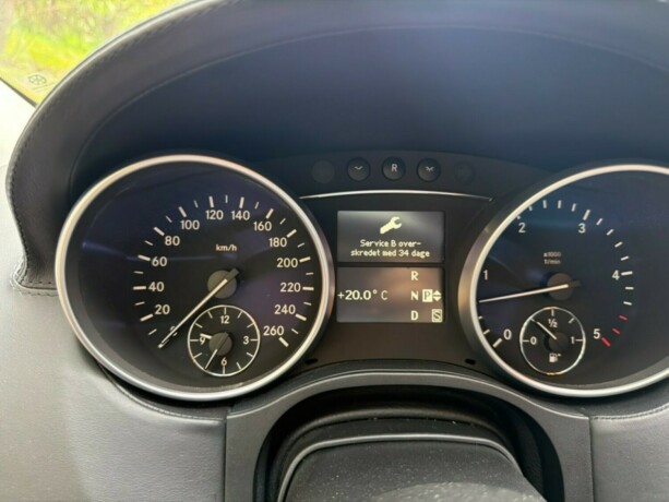 mercedes-benz-gl420-diesel-2007-big-36