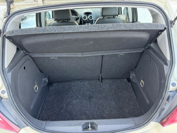 opel-corsa-bensin-2010-big-14