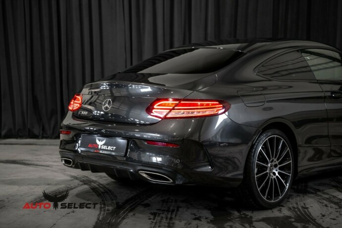 mercedes-benz-c-klasse-elektrisitetbensin-2020-big-13