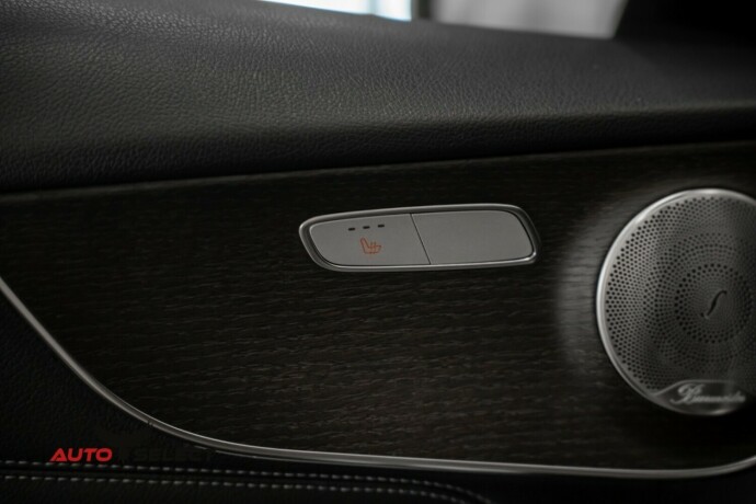 mercedes-benz-c-klasse-elektrisitetbensin-2020-big-22