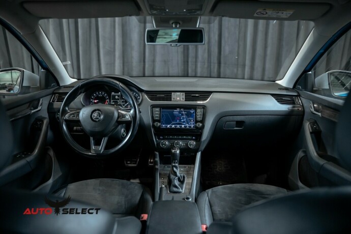 skoda-octavia-scout-diesel-2015-big-33