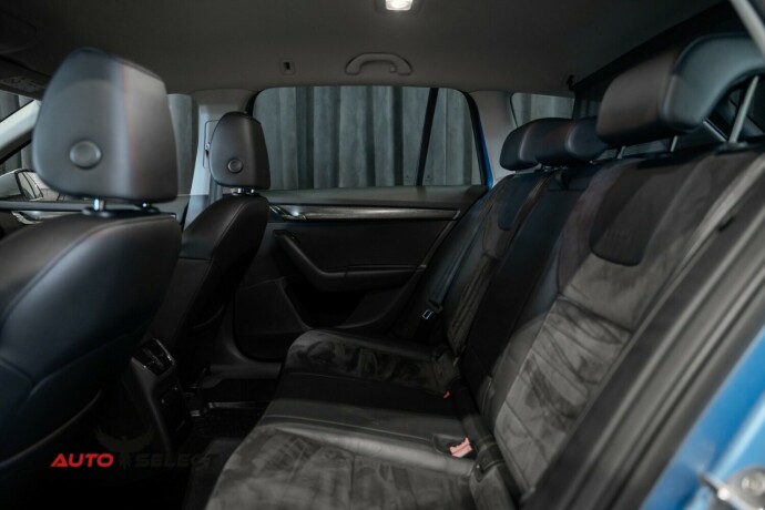 skoda-octavia-scout-diesel-2015-big-16