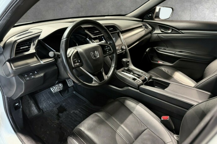 honda-civic-bensin-2019-big-11