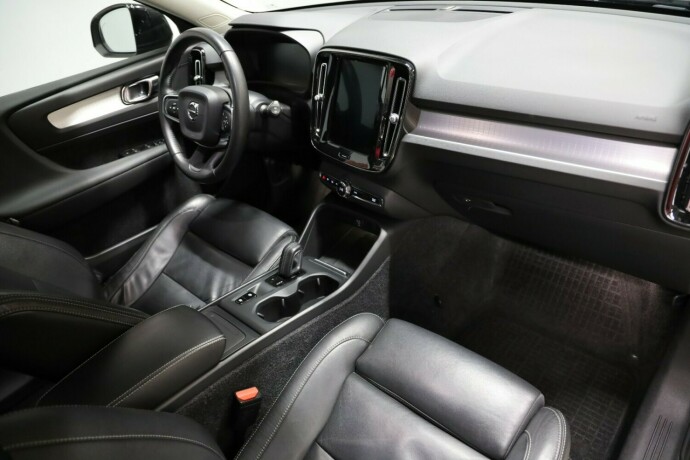 volvo-xc-40-diesel-2018-big-7