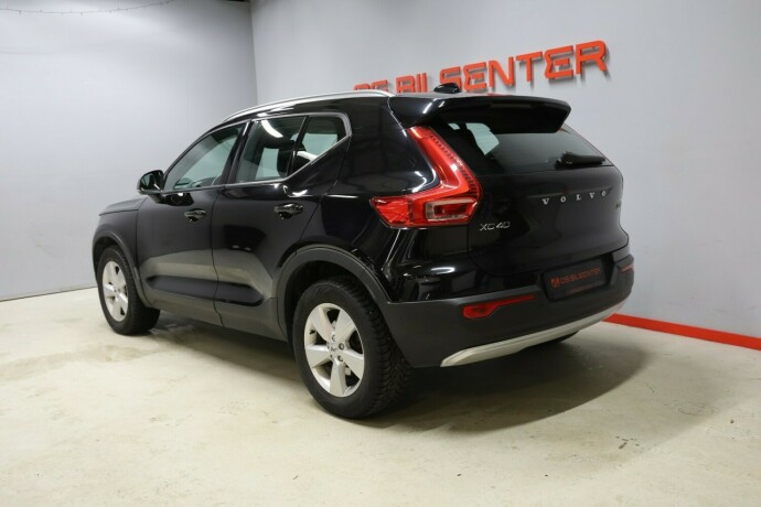 volvo-xc-40-diesel-2018-big-3