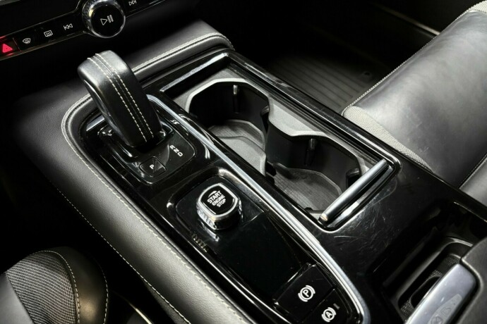 volvo-v60-elektrisitetbensin-2022-big-36