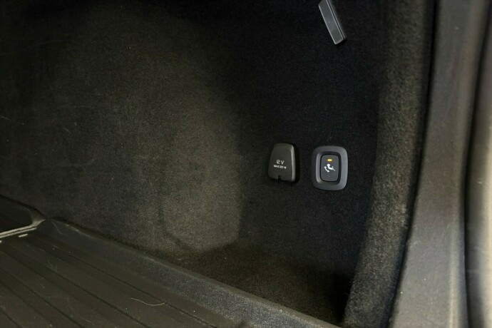 volvo-v60-elektrisitetbensin-2022-big-12